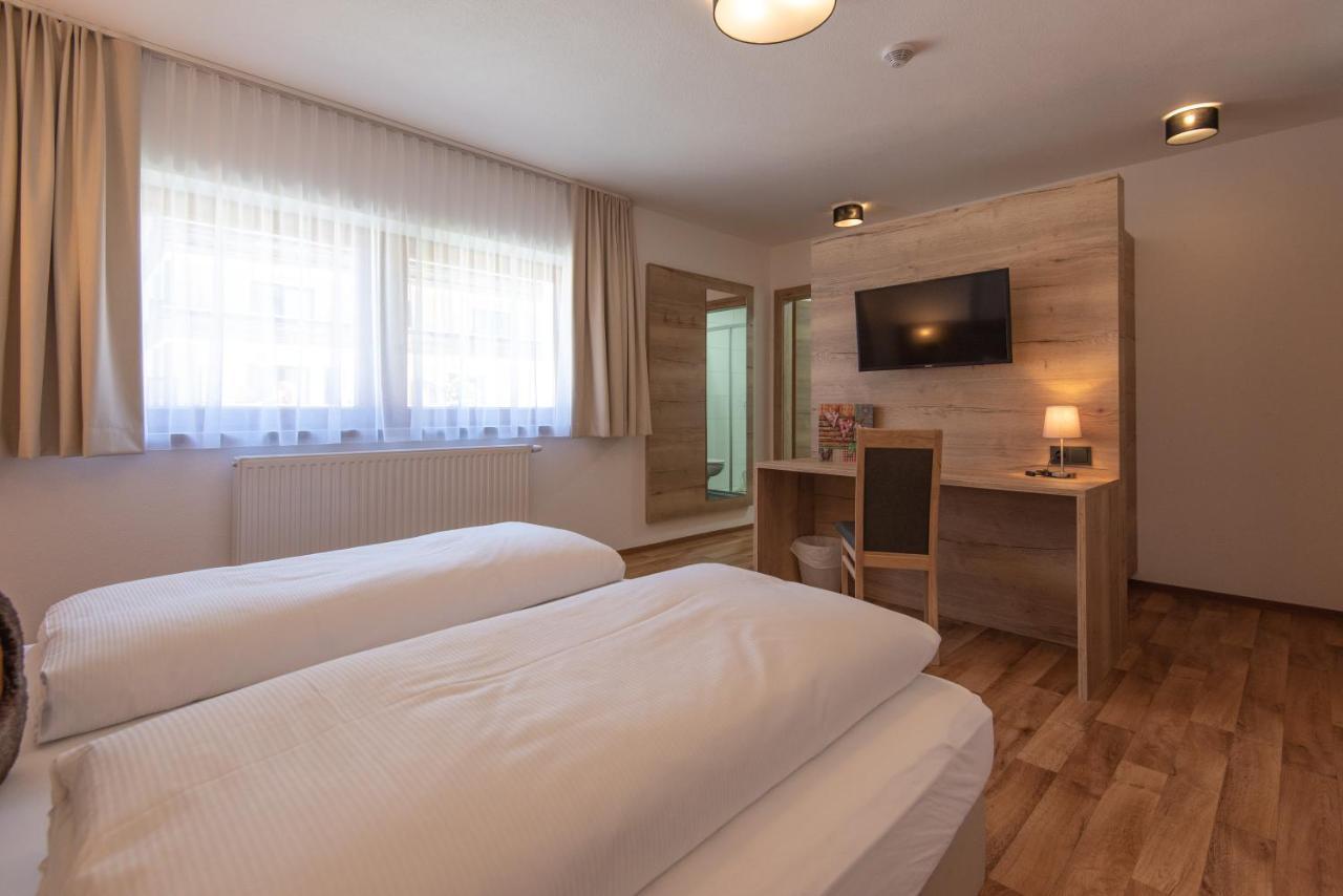 Hotel Haus Elisabeth Sankt Leonhard im Pitztal Esterno foto
