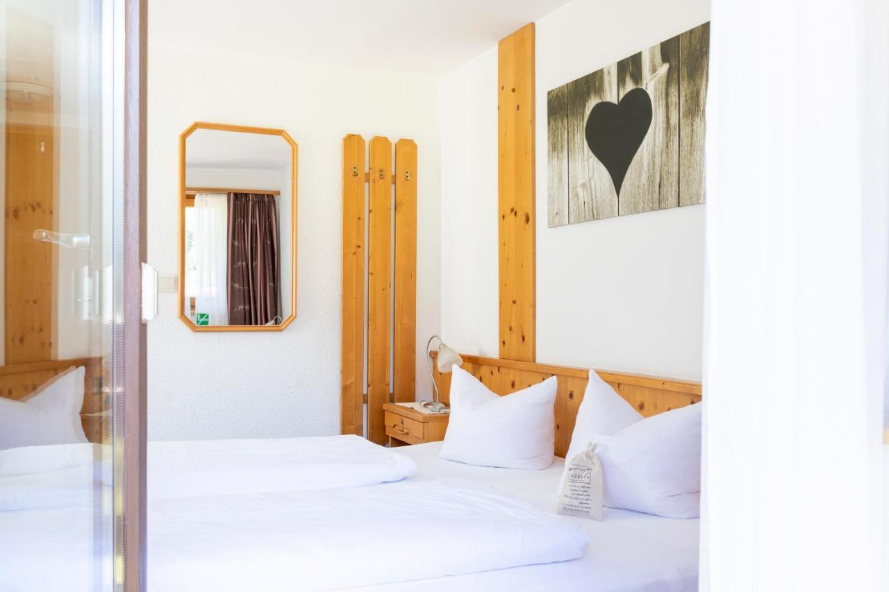 Hotel Haus Elisabeth Sankt Leonhard im Pitztal Esterno foto