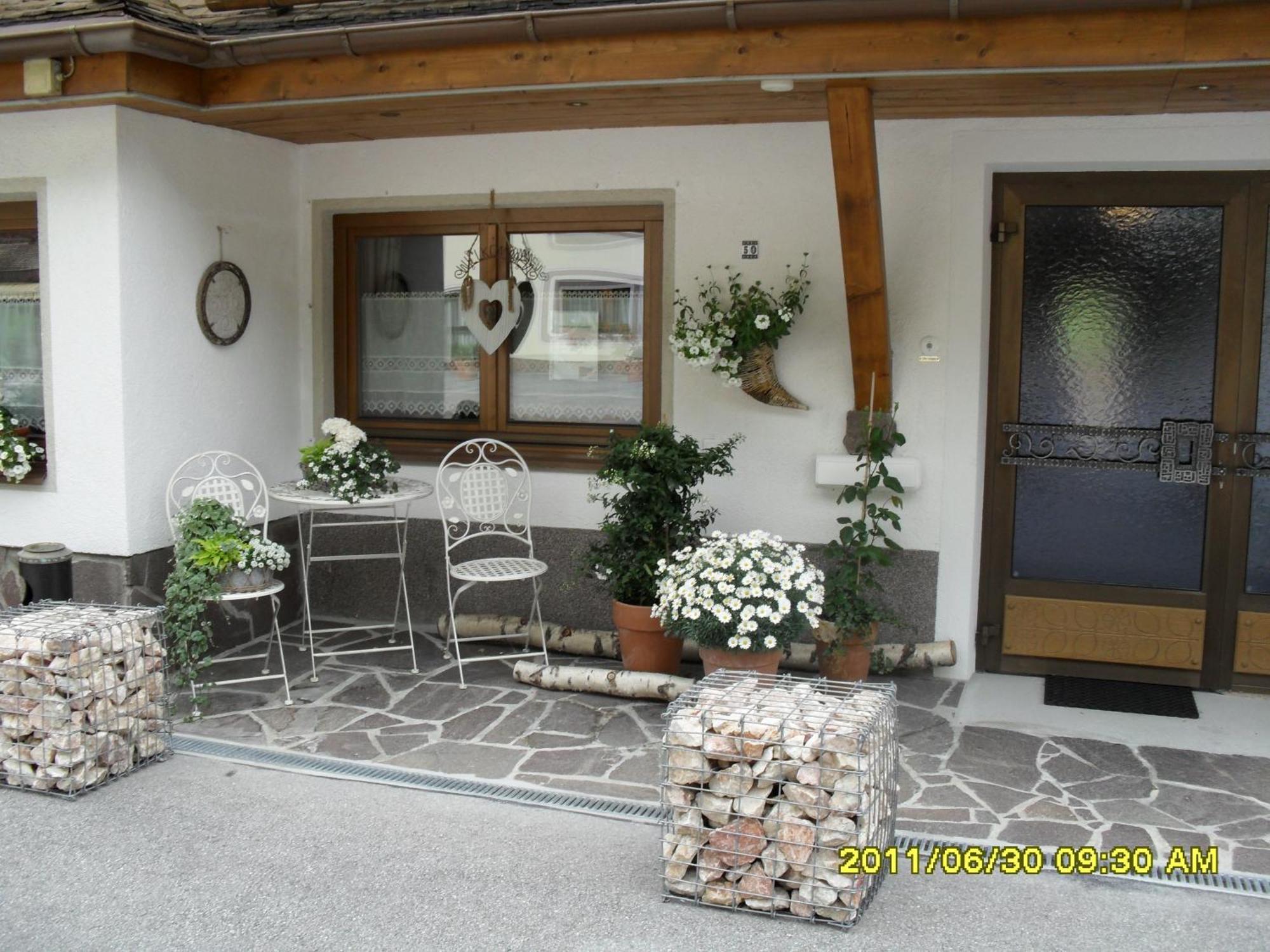 Hotel Haus Elisabeth Sankt Leonhard im Pitztal Esterno foto